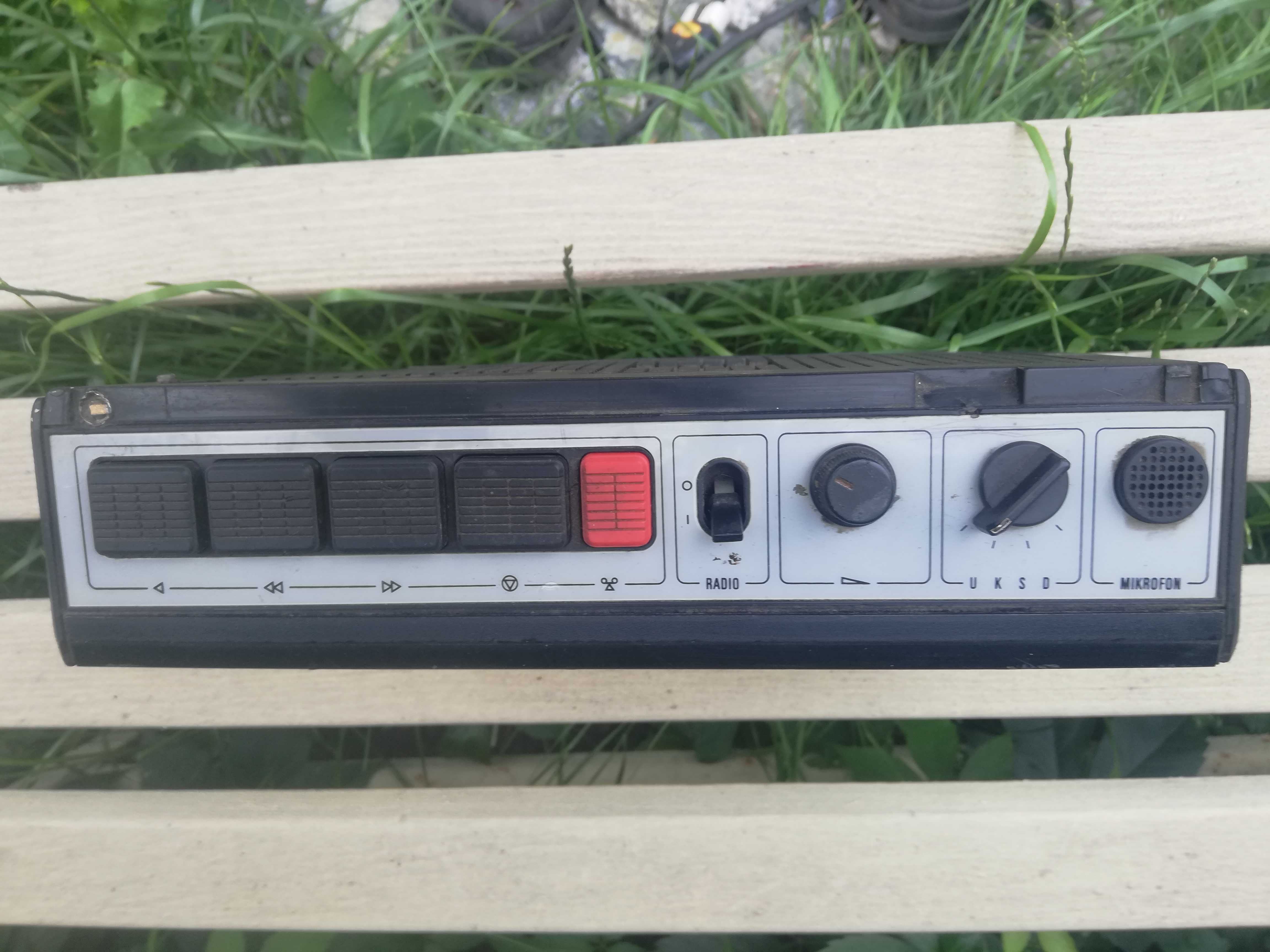 Radiomagnetofon Unitra Emilia Rm 407 .