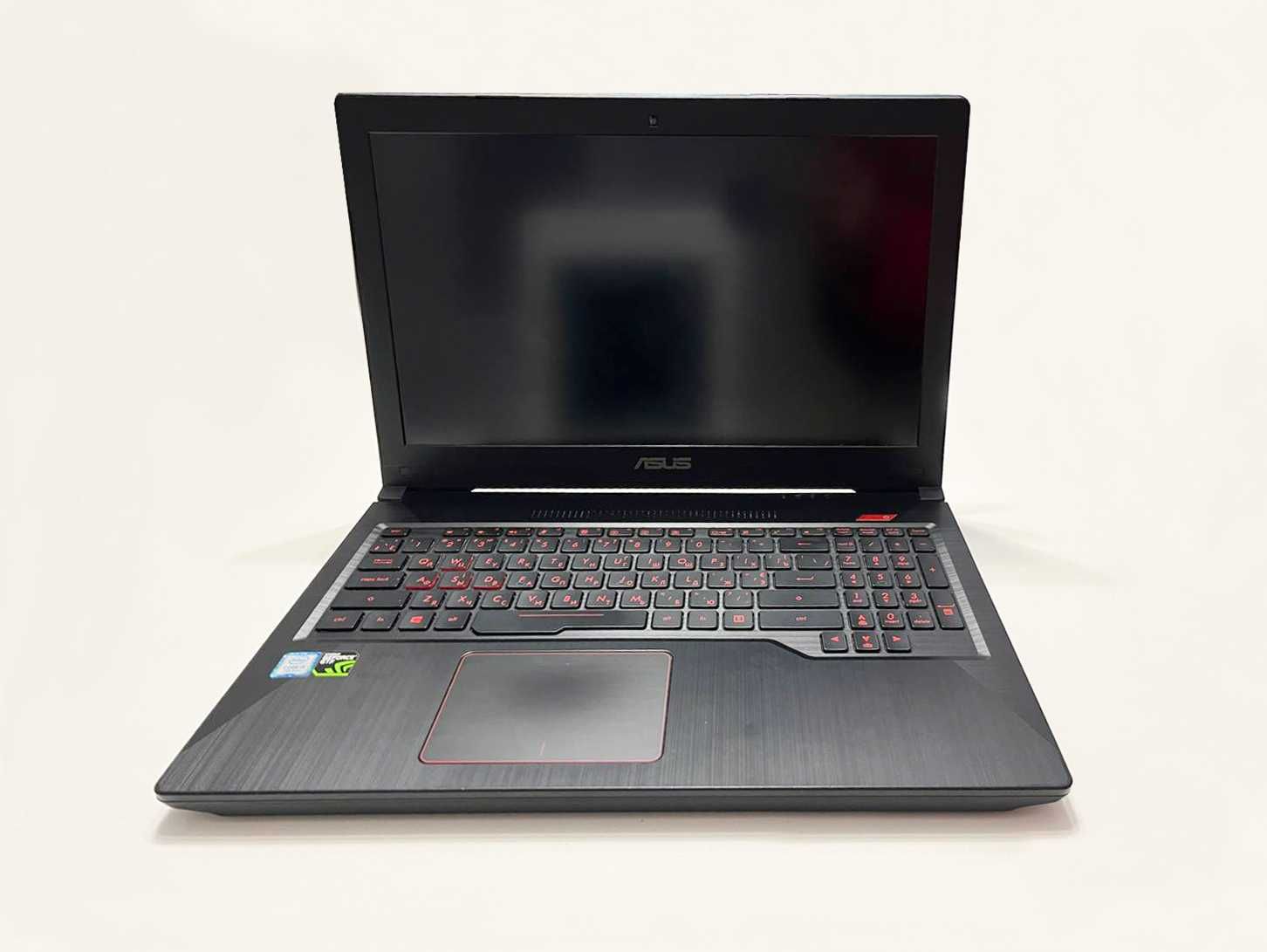 Ноутбук Asus /i5-7300HQ/GTX 1050 4 ГБ/SSD 500/RAM 8GB