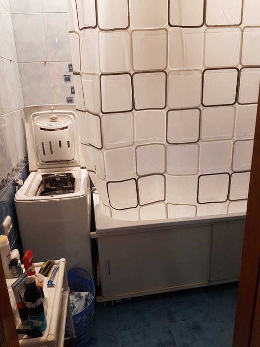 Оренда КІМНАТИ для ДІВЧИНИ на довгий термін УКУ, Лазаренко