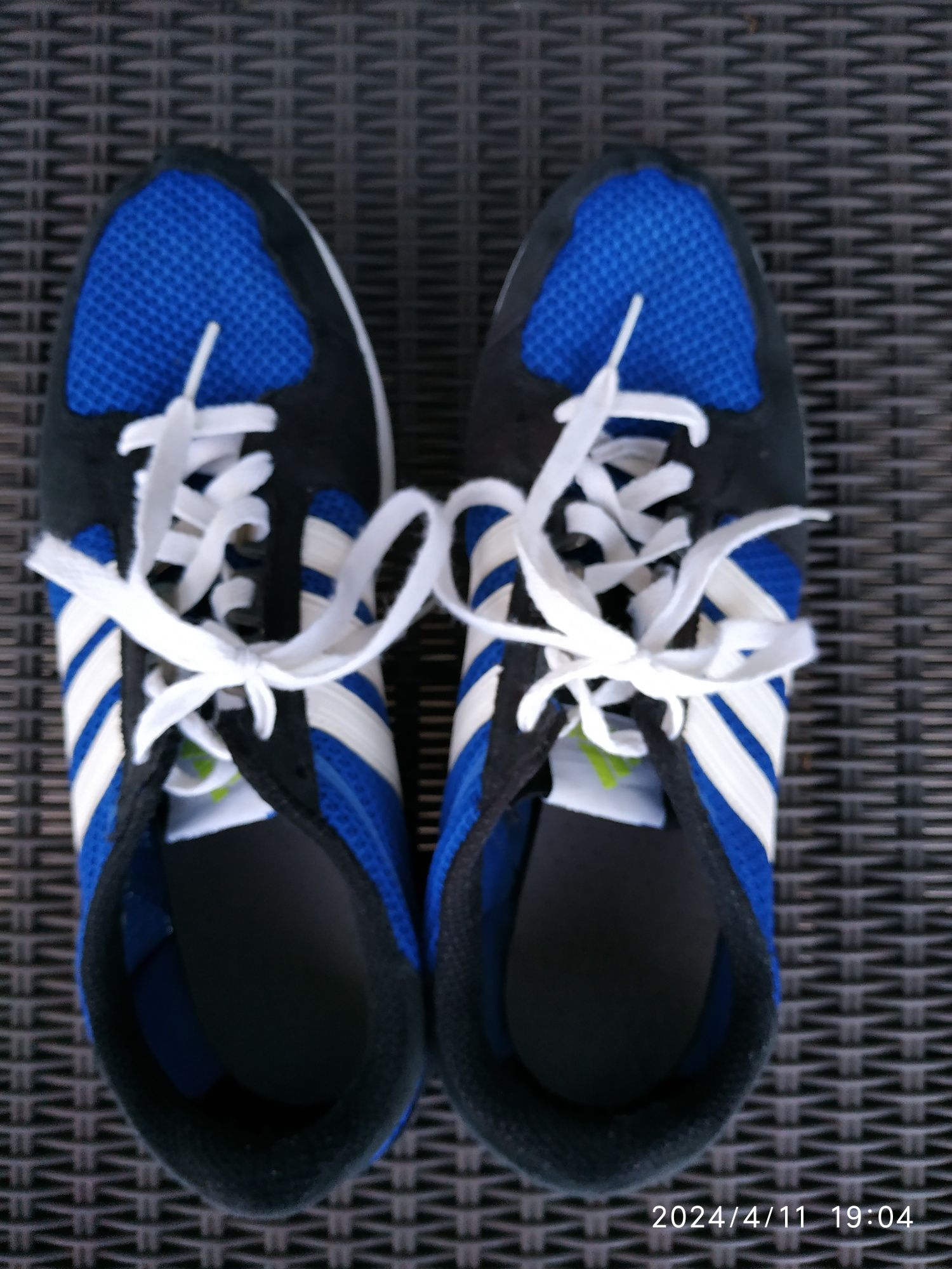 Buty sportowe męskie granatowe adidas r 46, uzywane