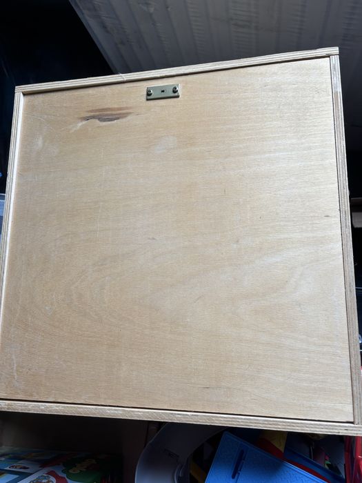 Skrzynia beżowa 50/50 cm drewno