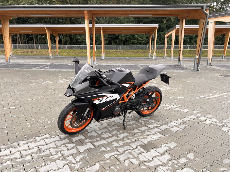 KTM RC 125 – 2015