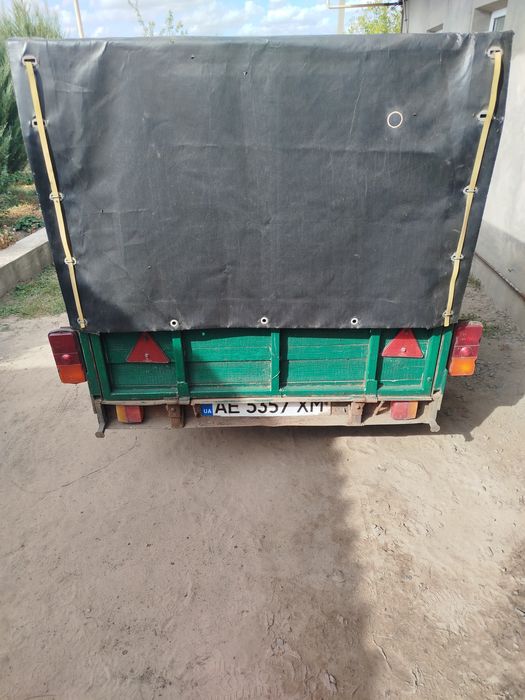 Легковий Причіп .