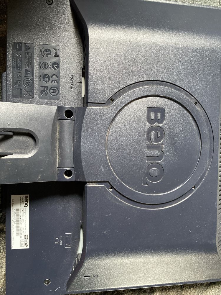Monitor Benq FP71G+