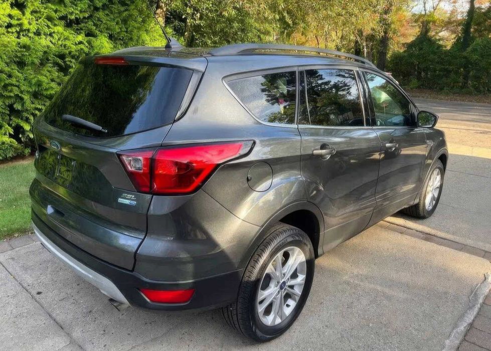 Ford Escape SEL      2019