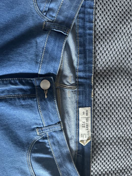 Jeansy Esmara skinny fit r. 44 niebieskie
