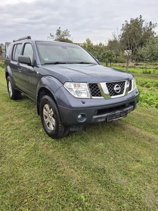 Nissan Pathfinder 2.5 dci automat potwierdzony przebieg 7 osób