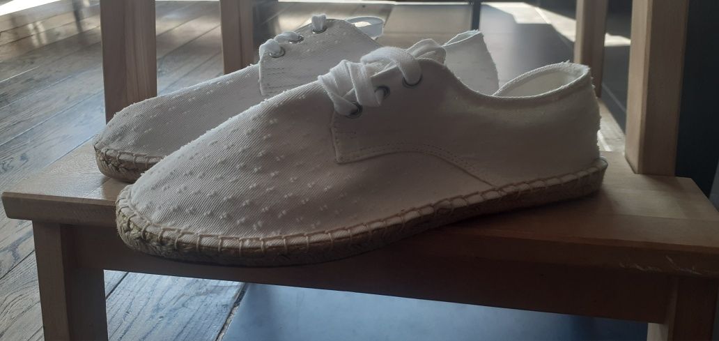 Nowe espadryle Asos