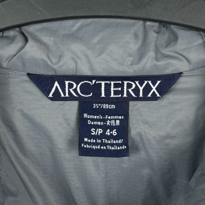 Жіноча Вінтажна куртка Arc'teryx Atom S