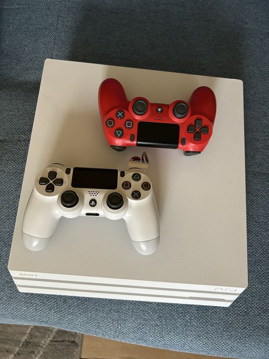 Sony Playstation 4 Pro1TB CUH-7216B Biała  2 Pady PS4  dysk SSD