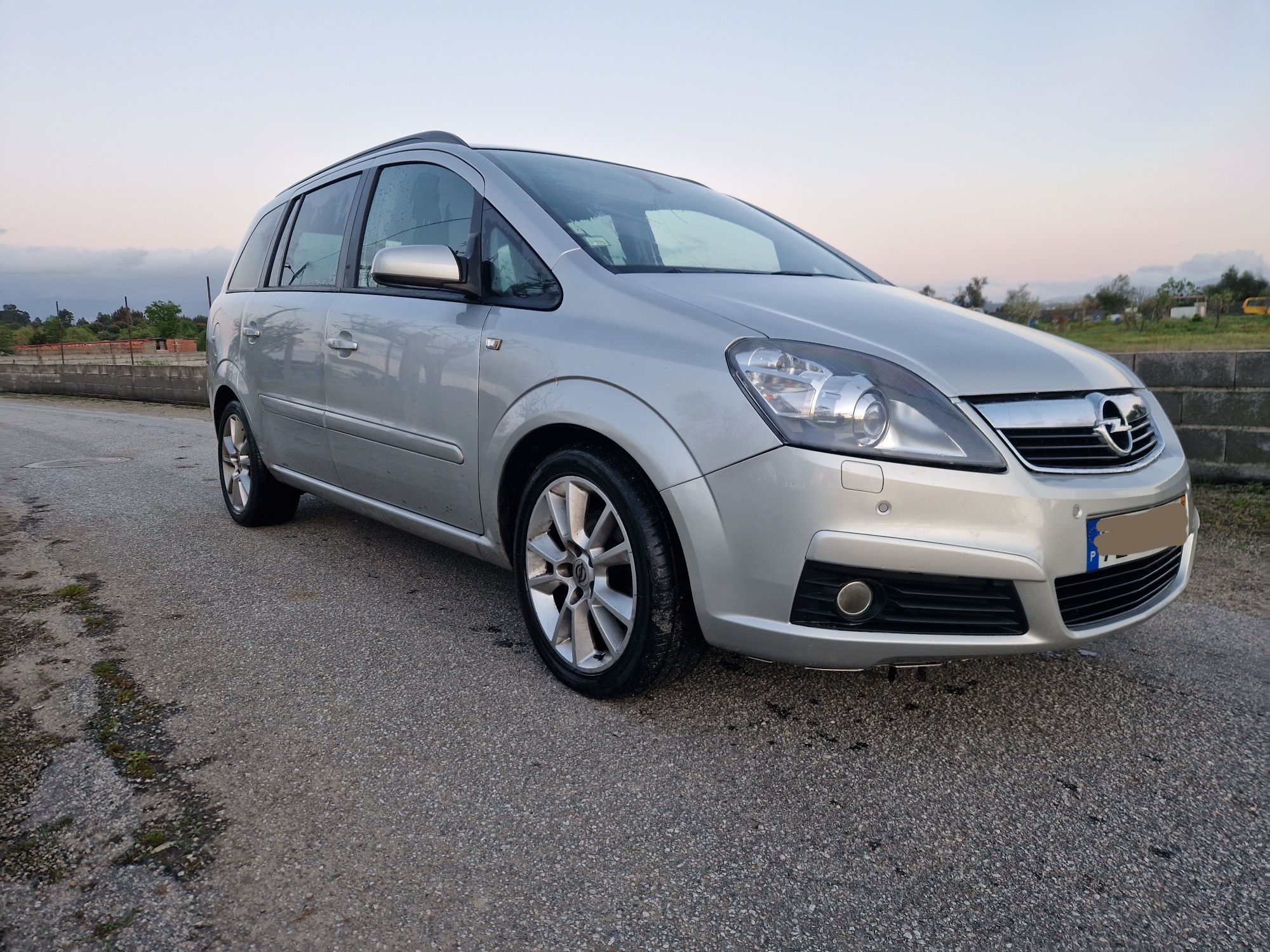 Opel Zafira 1.9cdti 7 Lugares Aut.