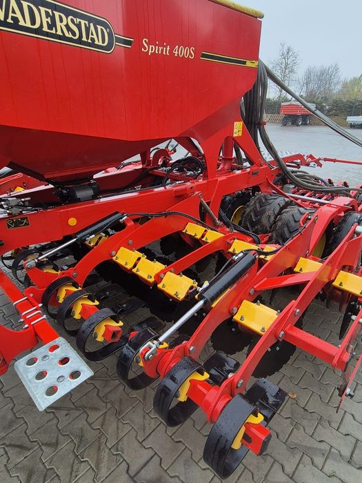 Agregat uprawowo-siewny Vaderstad Spirit 400S rok produkcji 2017