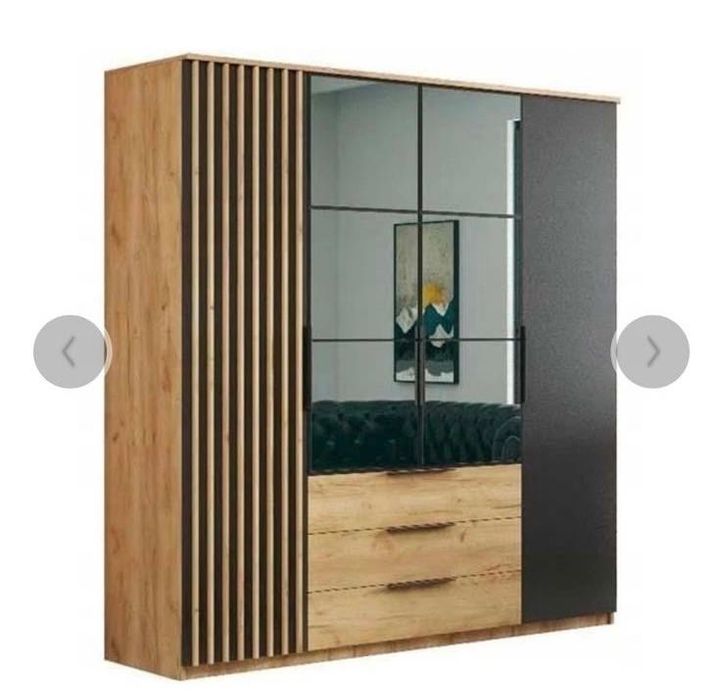 Szafa uchylna Sorento