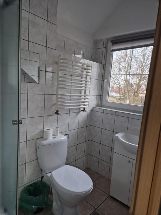 Noclegi, Pokoje pracownicze, Pokoje z łazienkami i aneksem kuchennym