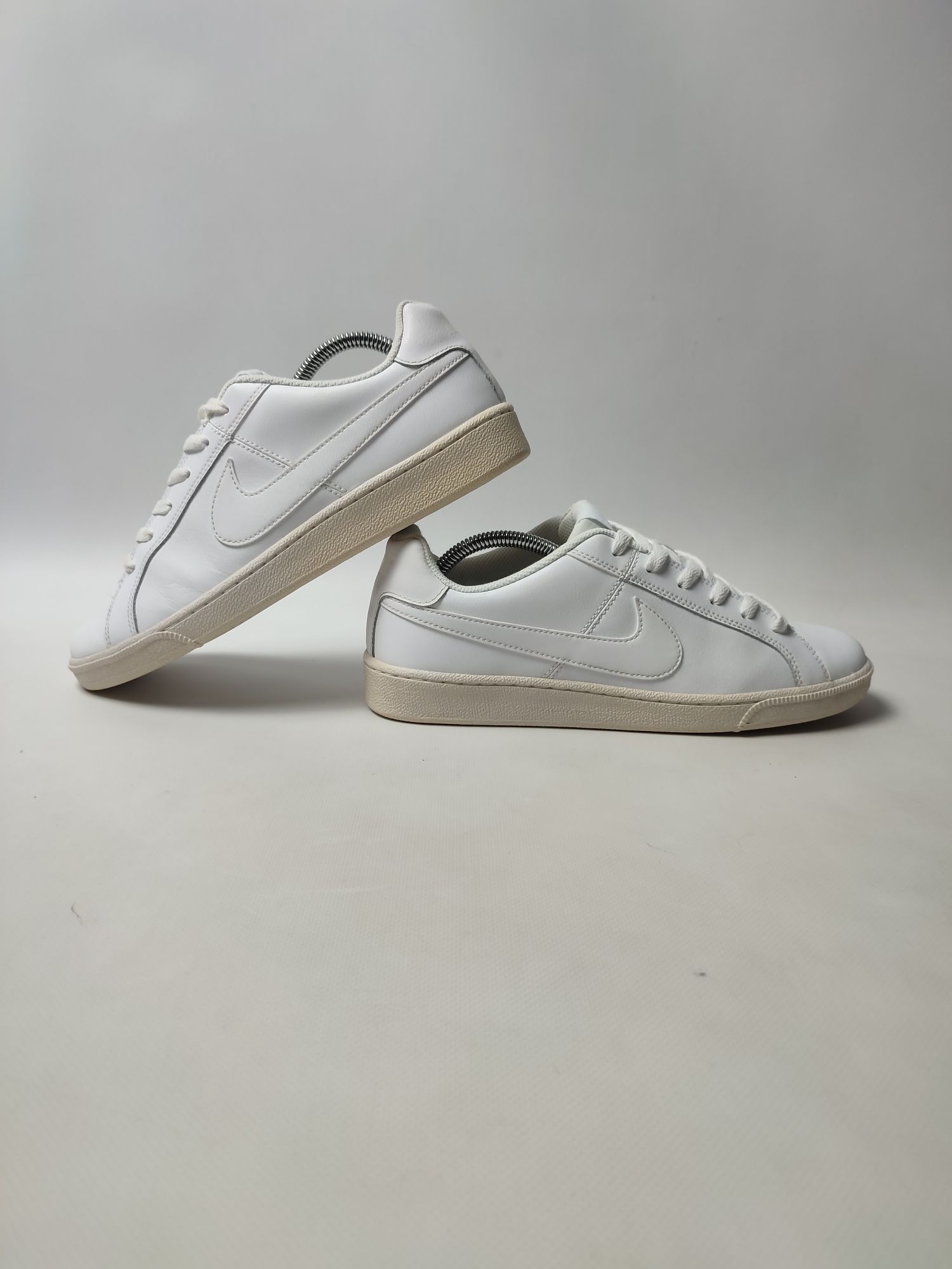 Кроссовки мужские Nike Court Royale EUR 44 (28 см) бу ориг белые