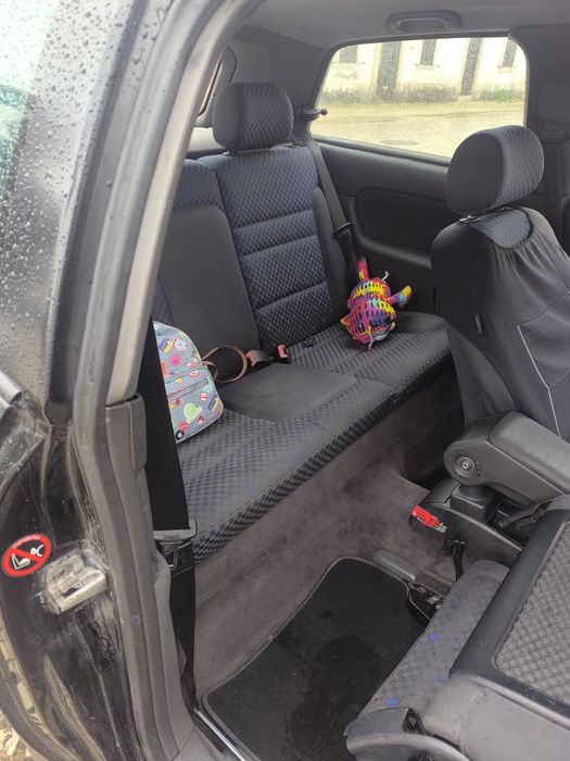 Vendo Audi A3 90cv
Carro conta com 340mil  km
Carro não precisa de nad