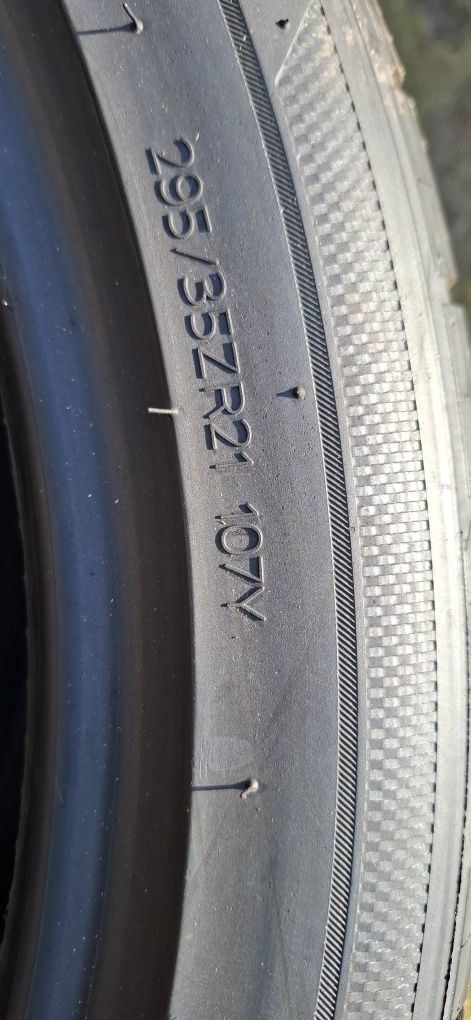 Hankook Ventus S1 Evo3 SUV  295.35.21..107y 7.5 mm z 46.21 rok