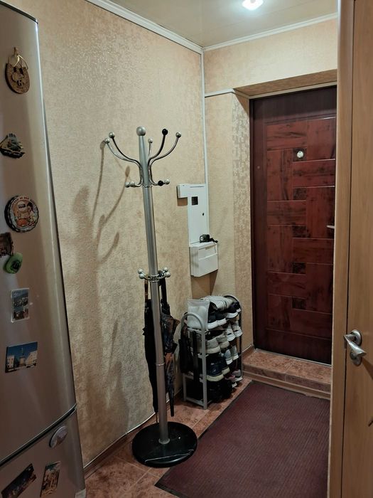 Продам 3х комнатную квартиру в центре г.Запорожье .