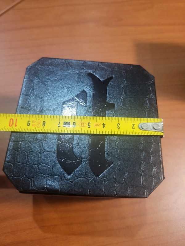 Caixa relógio POLICE. Nova. Preta