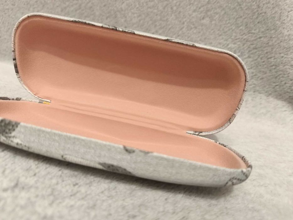 Twarde wytrzymałe etui na okulary pokrowiec w kwiaty szary pokrowiec