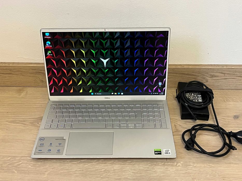 Laptop gamingowy DELL Nvidia GTX1650Ti/12GB Ram/SSD/i5-10gen/ metalowy