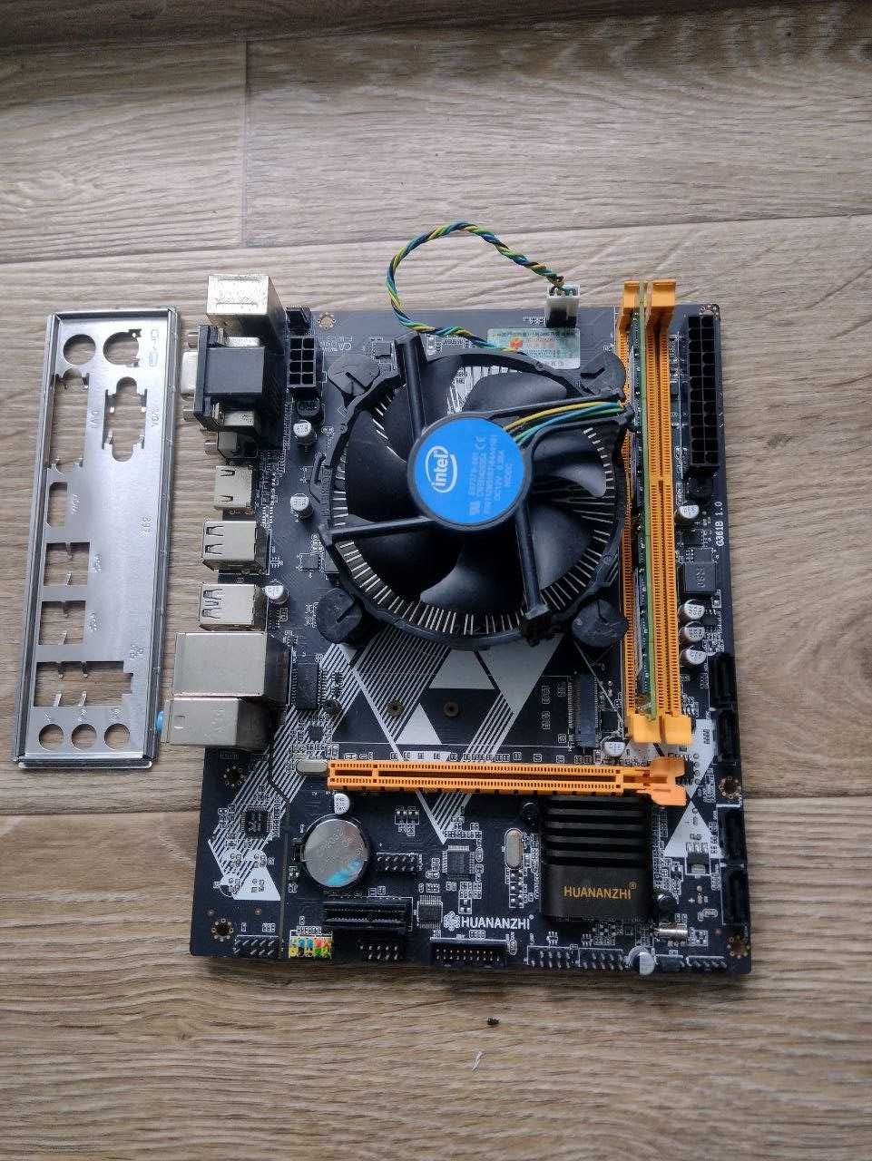 Комплект i5 4590+Huanan B85+8gb ddr3+куллер (c слотом М2) Socket 1150