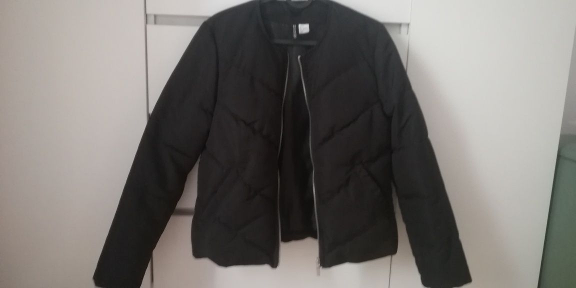Czarna kurtka H&M