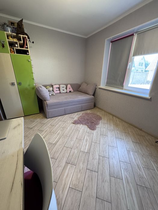 Чудовий Будинок в передмісті