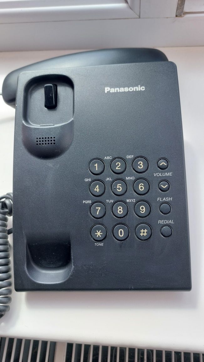 Стаціонарний кнопковий телефон PANASONIC