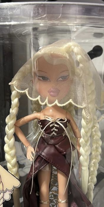 Bratz 2025 Bratzaversary Jade Collector Doll – Kolekcjonerska