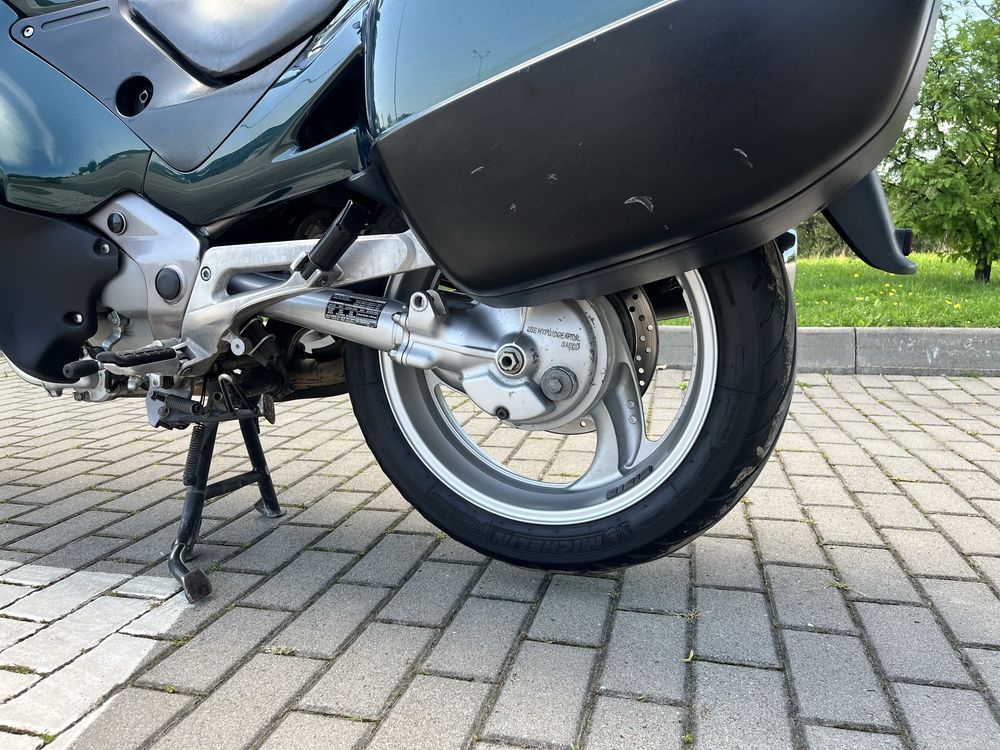 Продам honda deauville 650