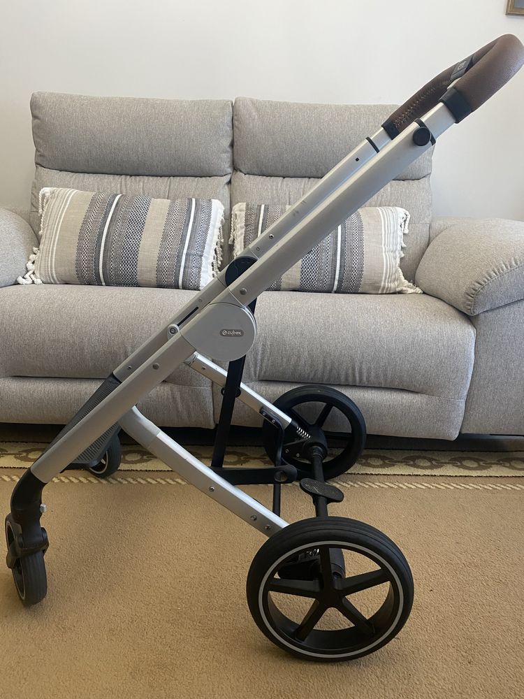 Conjunto cadeira Balios S + Ovo reclinavel Cybex