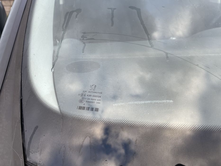 Лобове скло Пежо 3008 5008,Переднє скло Пежо 3008 5008,Стекло Пежо