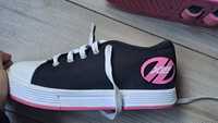 Роликовые кроссовки heelys