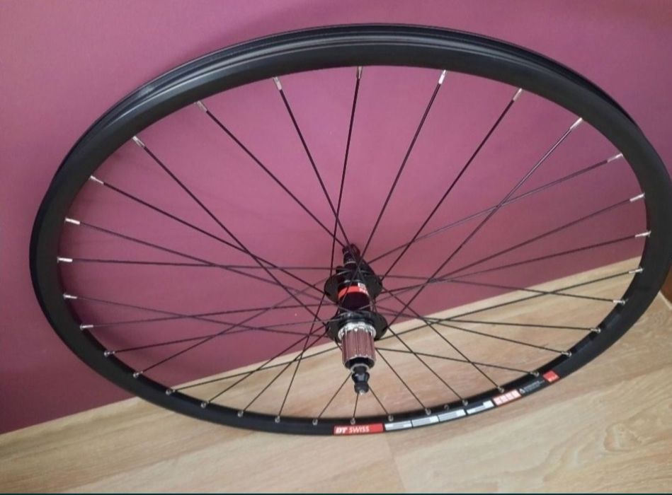 Nowe koło 28 29 dt swiss novatec bardzo mocne