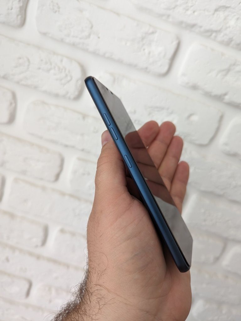 Смартфон LG G7 ThinQ 4/64 Moroccan Blue
