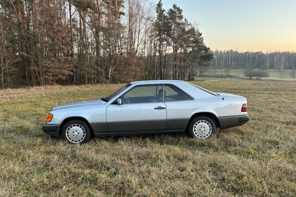 Mercedes Benz w124 Coupe