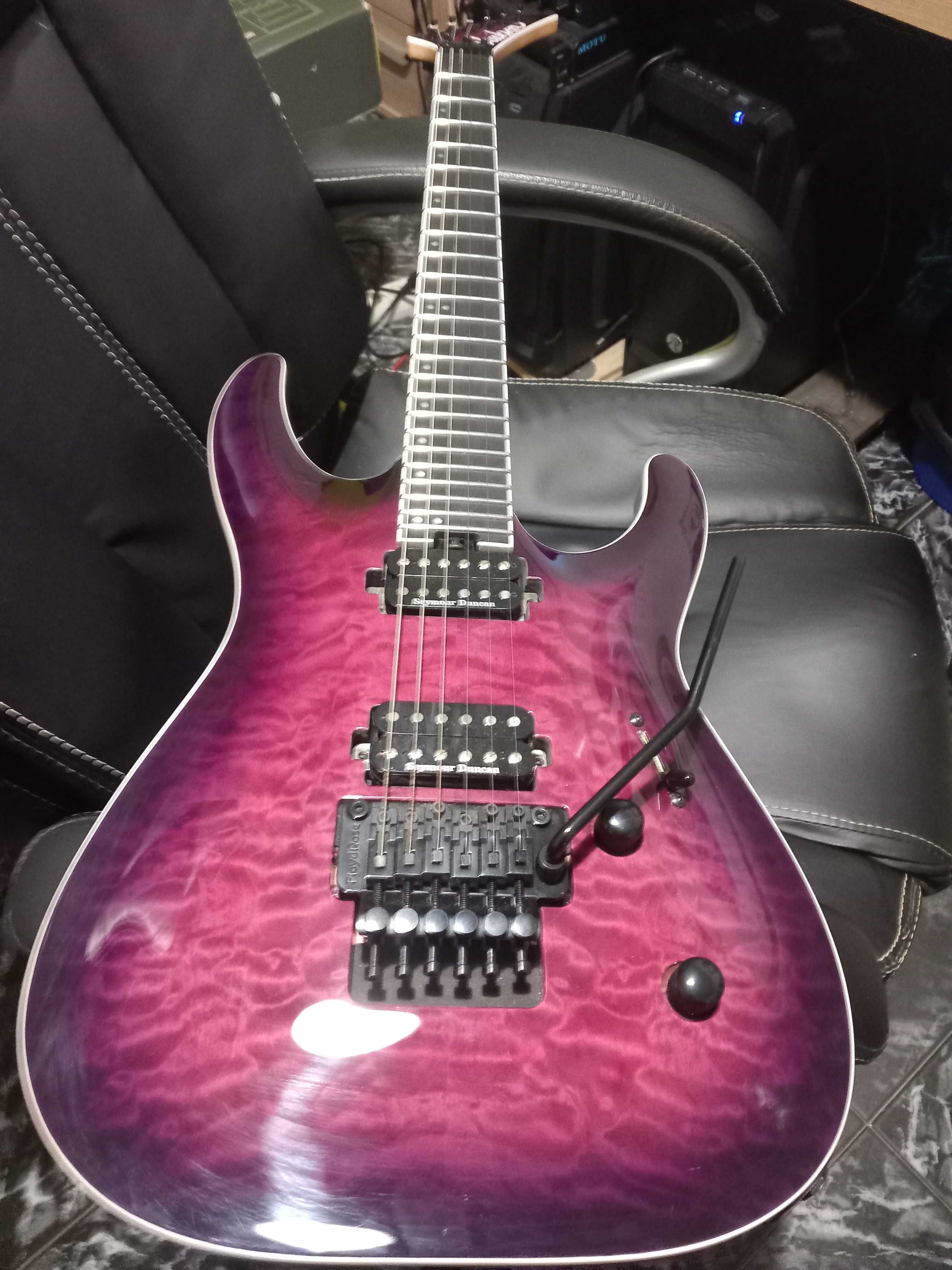 Guitarra elétrica Jackson Pro-series Plus SRS DINKY DKAQ TPB