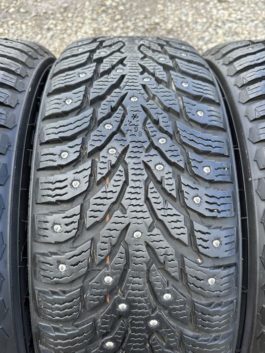 Зимові Шини 225 60 R17 Nokian Hakkapeliitta 9 SUV