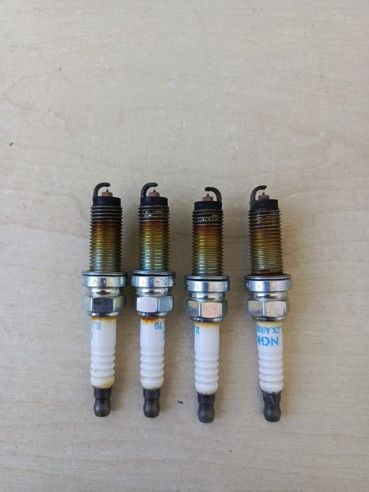 Продам иридиевые свечи NGK б/у ,в рабочем состоянии