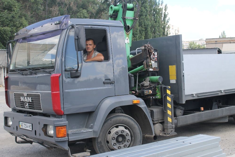 Продам шлакоблок (60 шт. палета)