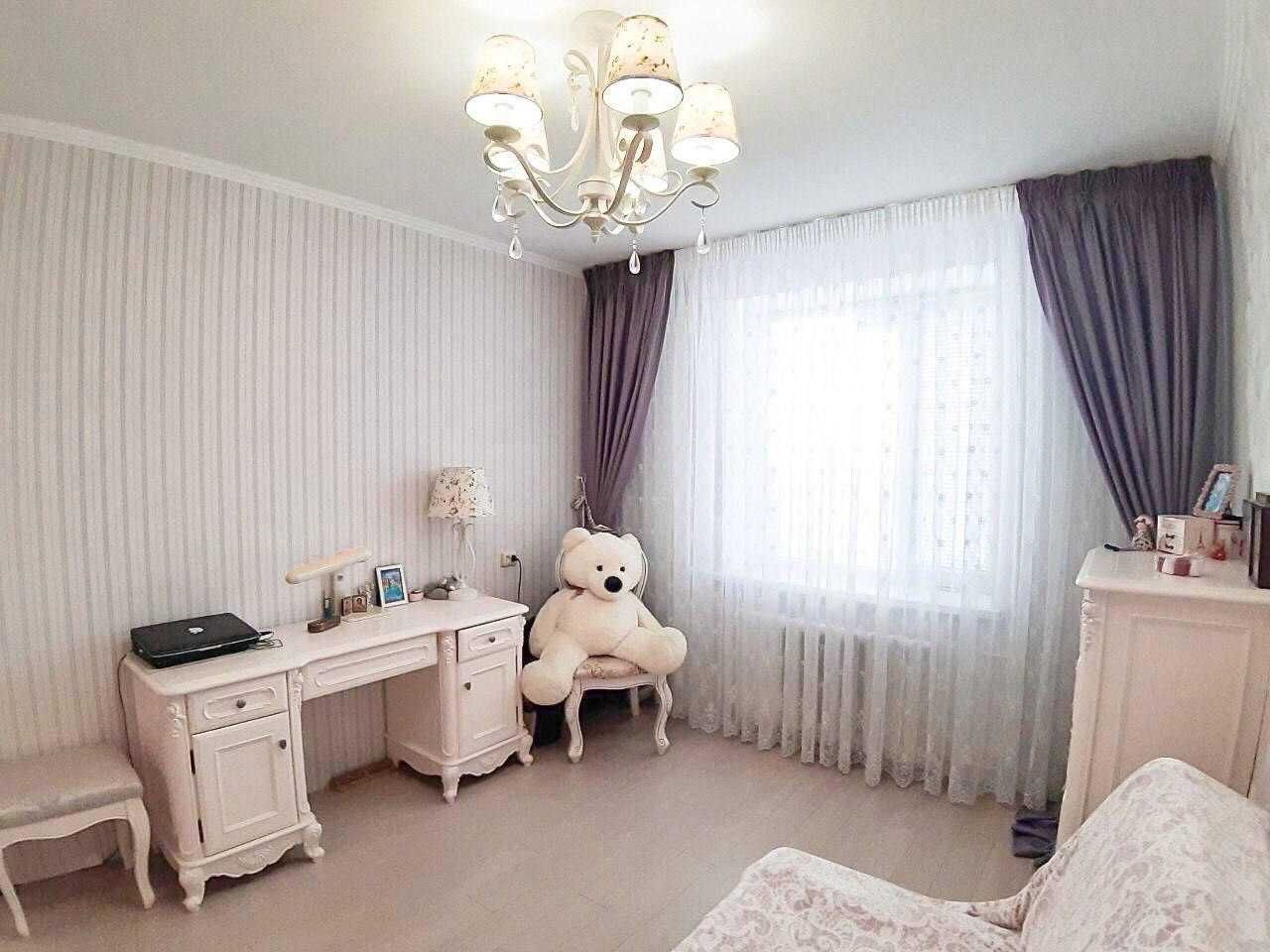 Продам 3 кімнатну кв-ру на вул. Сахарова/Заболотного
