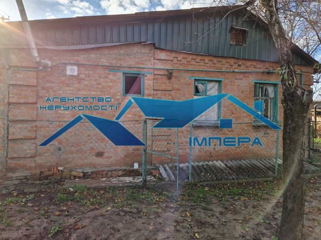 Продам окремий будинок  в Полтаві