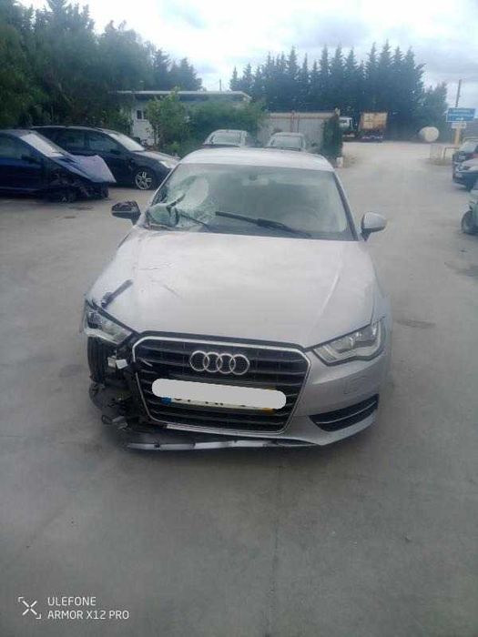 AUDI A3 SPORTBACK 1.6 TDI PARA PEÇAS