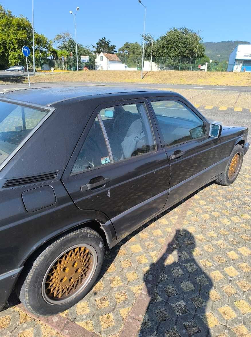 Mercedes-Benz 190D