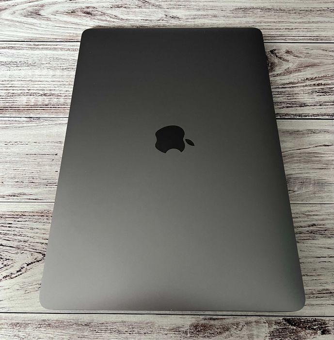 Apple MacBook Pro 2020 13" M1 / 16Gb / SSD 256Gb