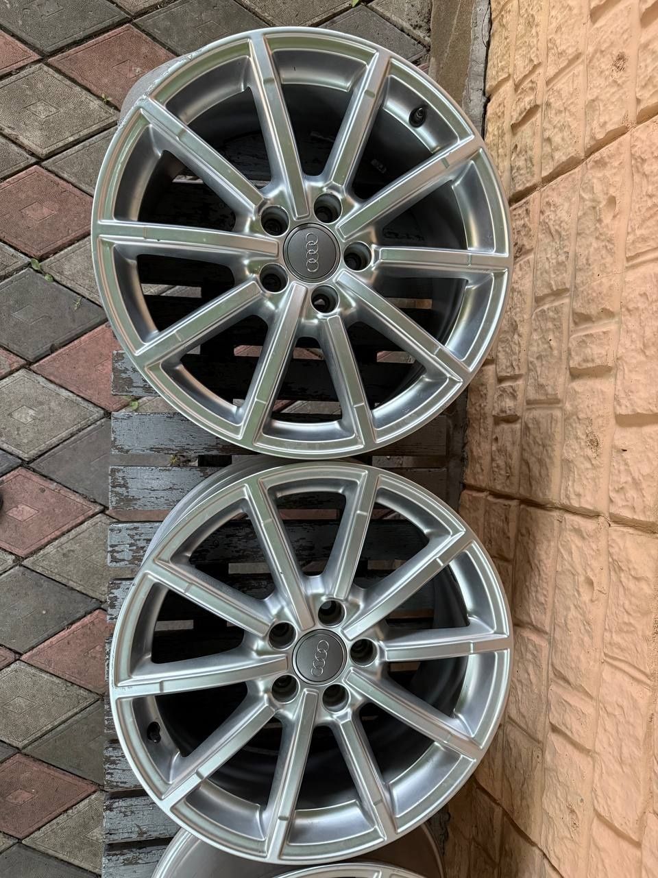 Диски Audi S-Line R18 ET47 5x112 — оригінал