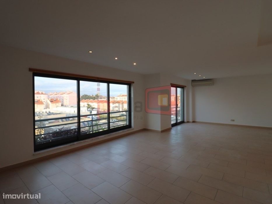 Apartamento Duplex T1 + 2 - Montijo