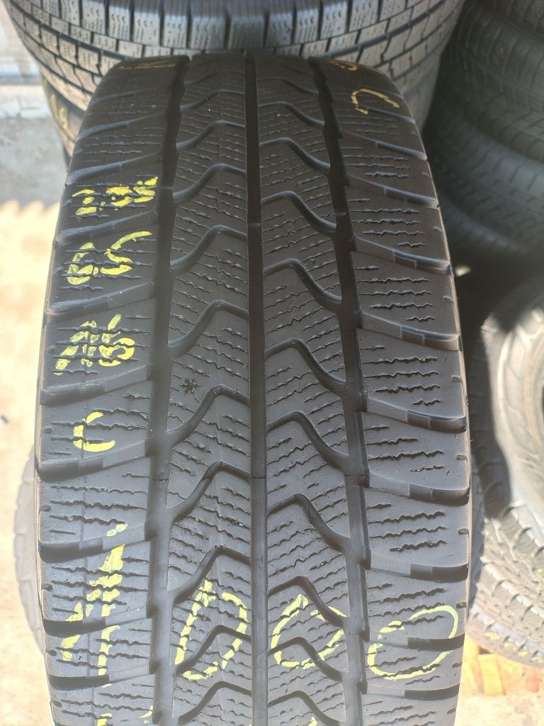 Opony zimowe bus Goodyear ultraGrip cargo 235/65/16c