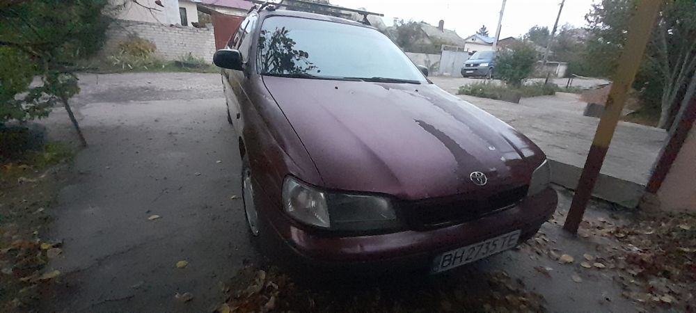 Toyota Carina E 1.6